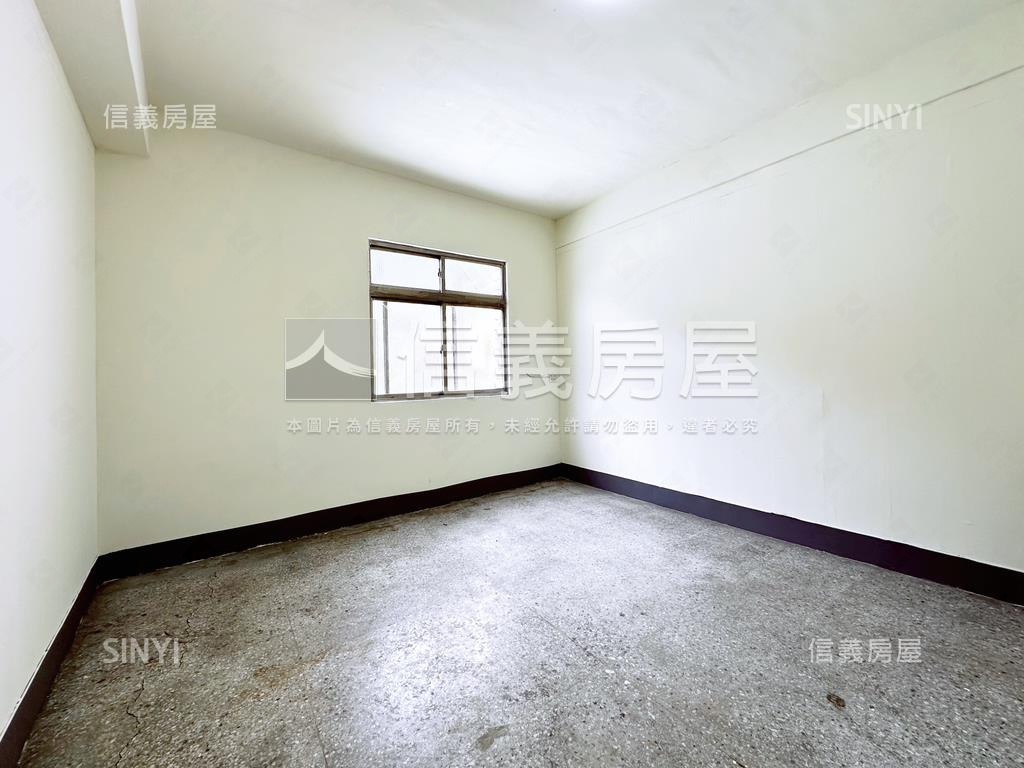 ［宜欣國小］邊間臨路透店房屋室內格局與周邊環境