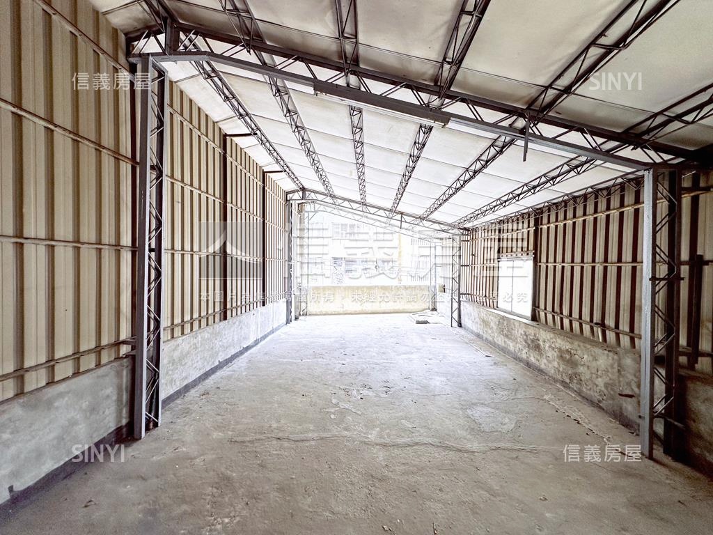 ［宜欣國小］邊間臨路透店房屋室內格局與周邊環境