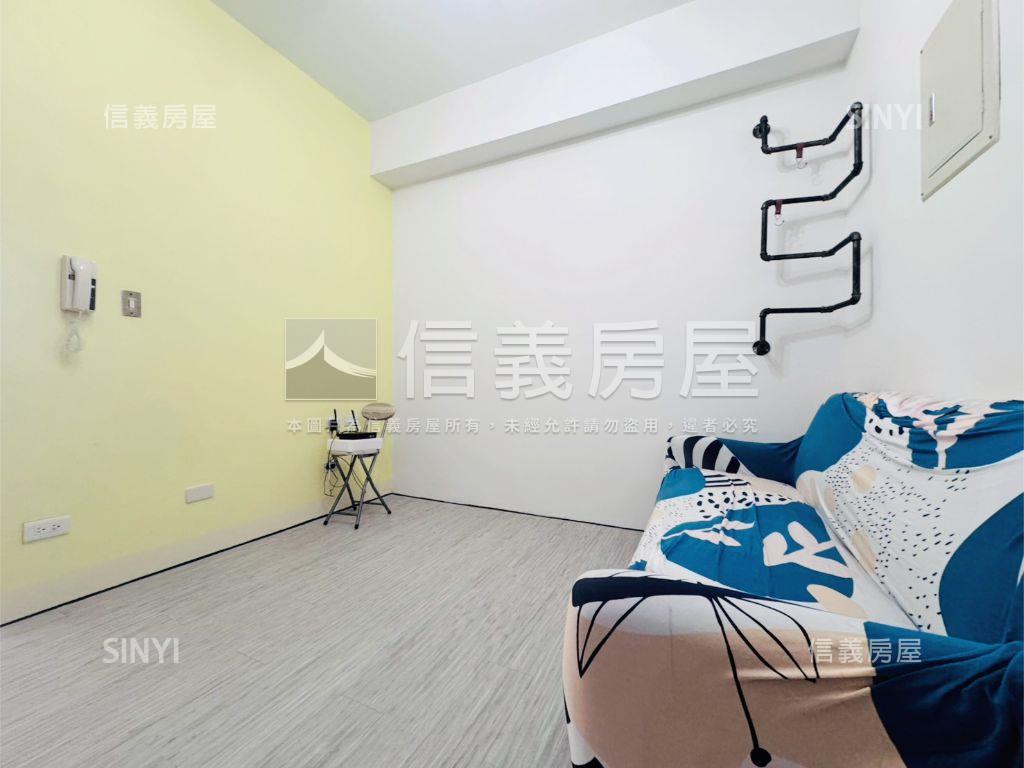 鼎山商圈小資美２房房屋室內格局與周邊環境