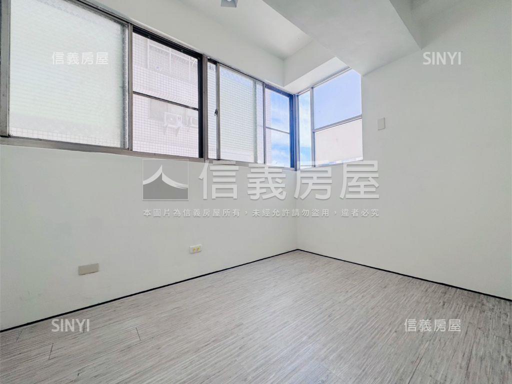 鼎山商圈小資美２房房屋室內格局與周邊環境