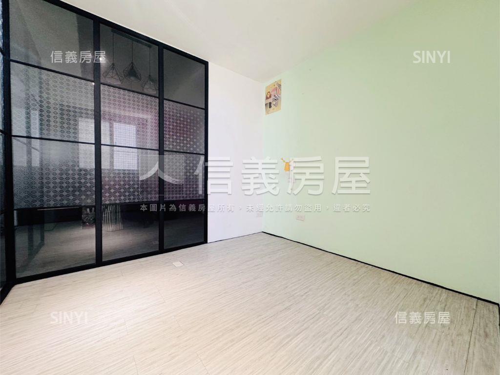 鼎山商圈小資美２房房屋室內格局與周邊環境