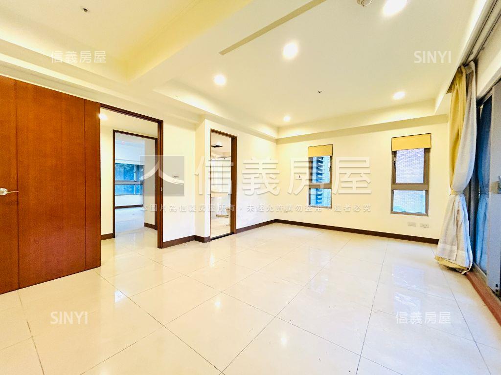 財政局標售—梵帝崗四房房屋室內格局與周邊環境