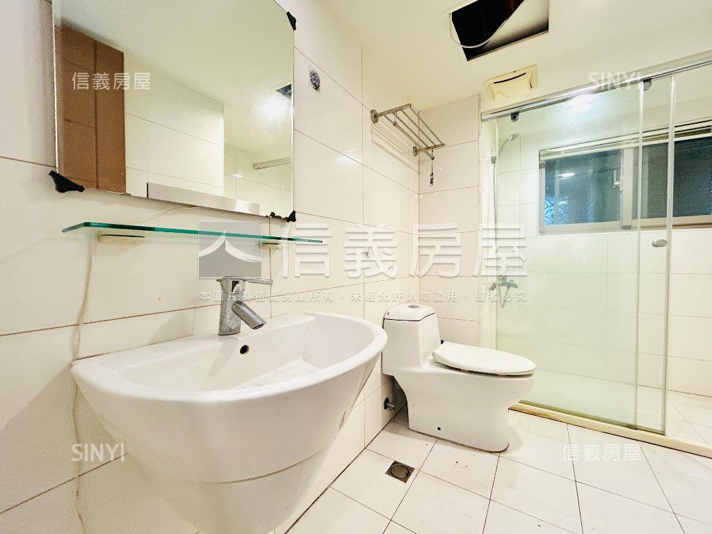 財政局標售—梵帝崗四房房屋室內格局與周邊環境