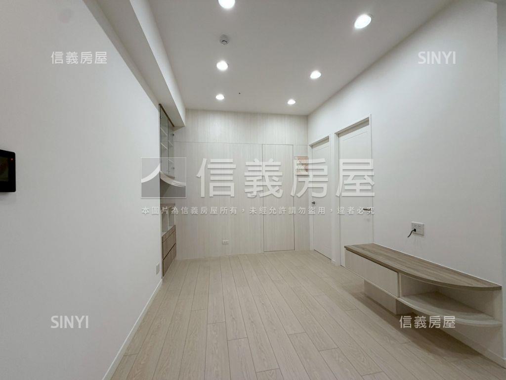 翔譽河畔•看１０１房屋室內格局與周邊環境