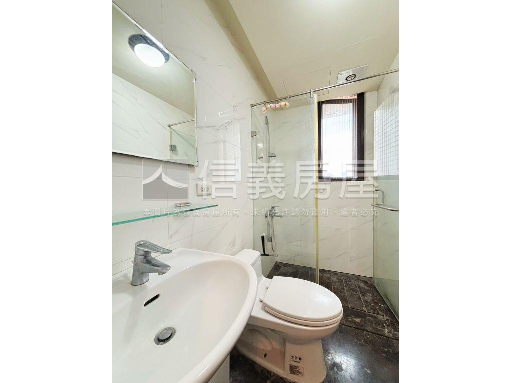 ★嶺東品蔚朝東兩房★房屋室內格局與周邊環境