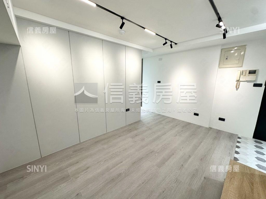 松江路邊間電梯兩房房屋室內格局與周邊環境