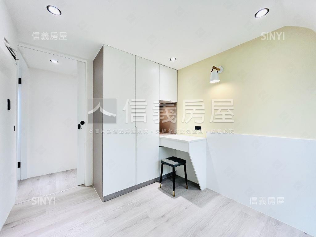 松江路邊間電梯兩房房屋室內格局與周邊環境