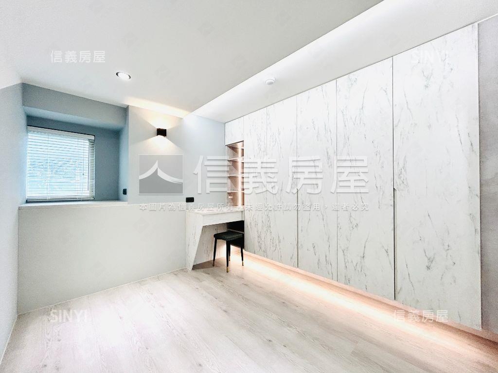 松江路邊間電梯兩房房屋室內格局與周邊環境