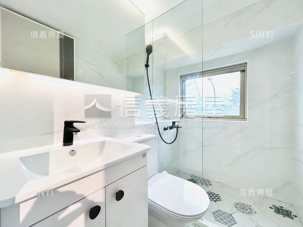 松江路邊間電梯兩房房屋室內格局與周邊環境