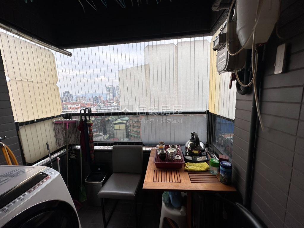【專任】府中晶品裝潢套房房屋室內格局與周邊環境