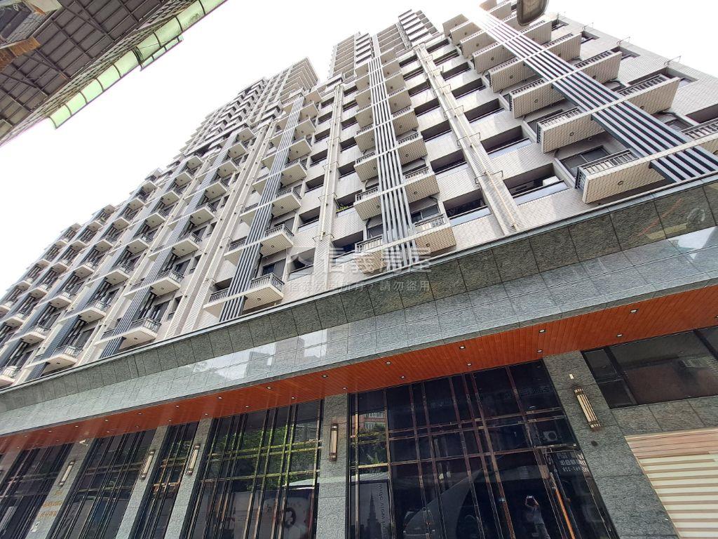 【專任】府中晶品裝潢套房房屋室內格局與周邊環境