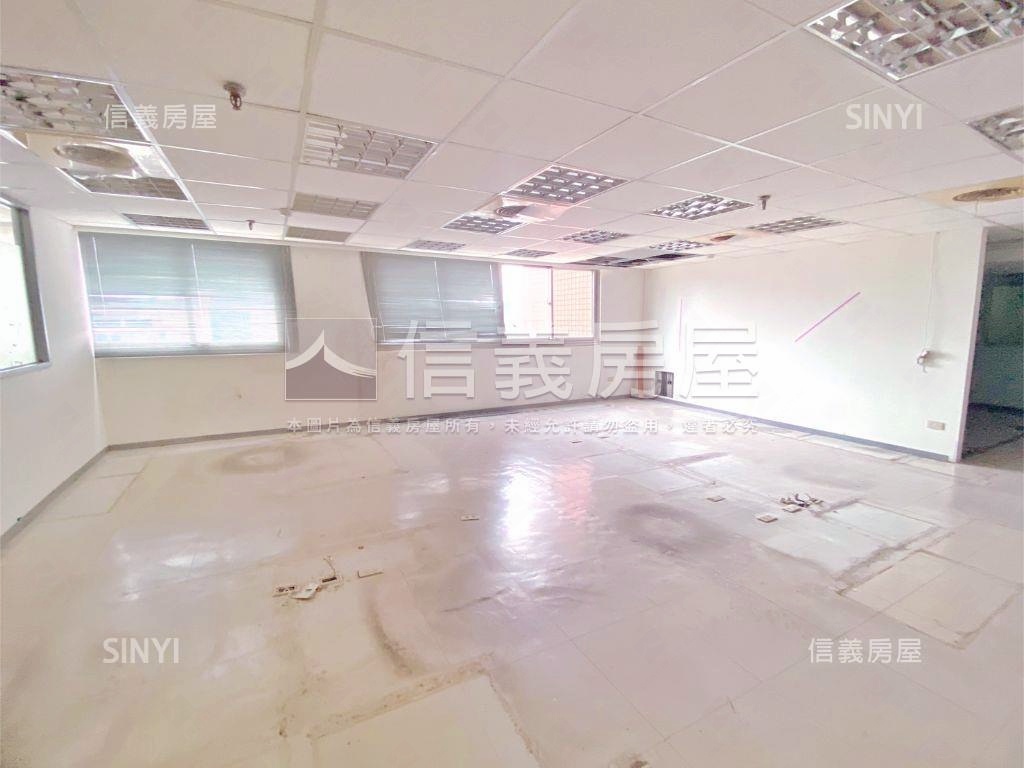 忠孝東捷運次高樓帷幕商辦房屋室內格局與周邊環境