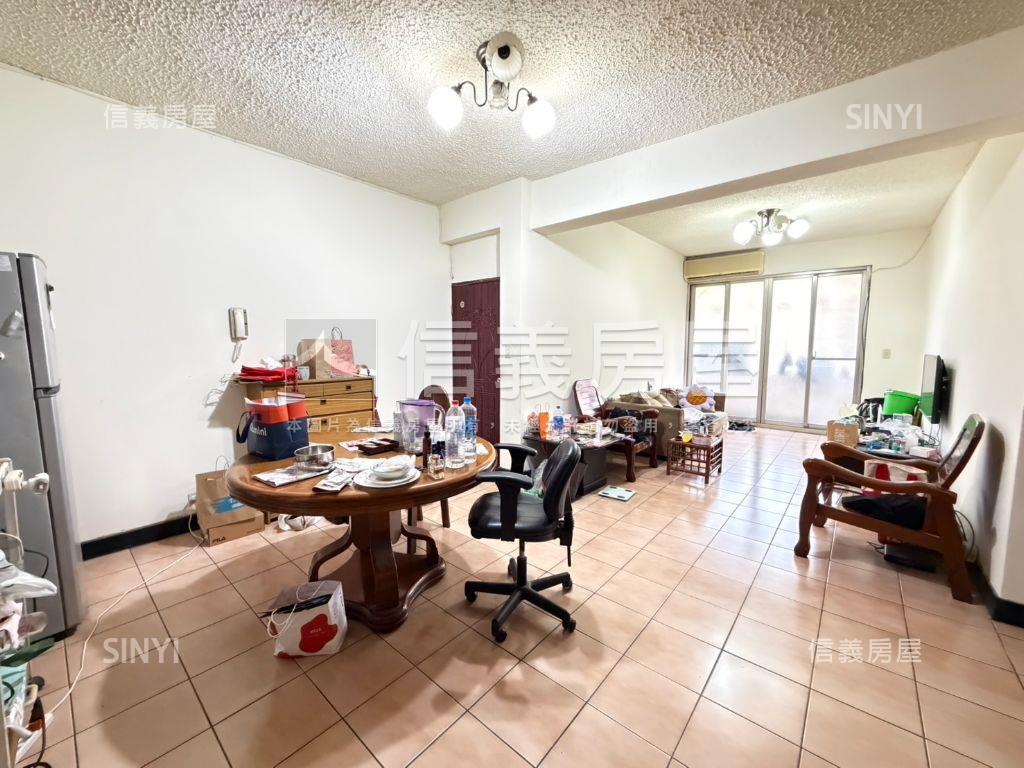 介壽國中黃金三樓房屋室內格局與周邊環境