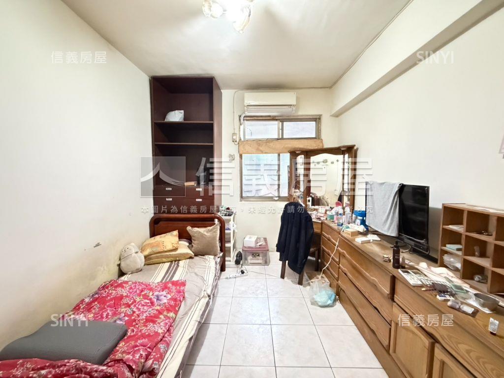 介壽國中黃金三樓房屋室內格局與周邊環境