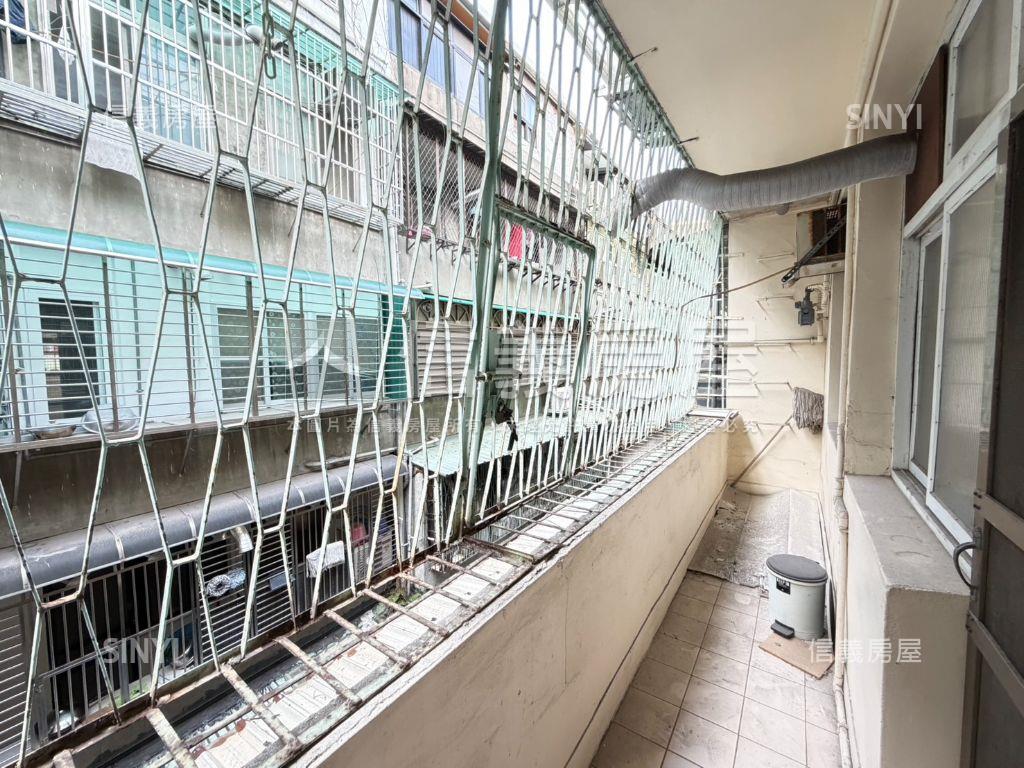 介壽國中黃金三樓房屋室內格局與周邊環境