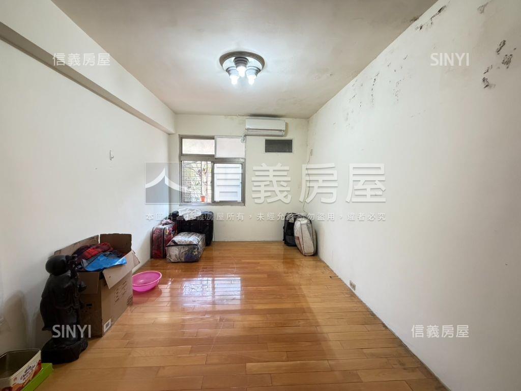 介壽國中黃金三樓房屋室內格局與周邊環境