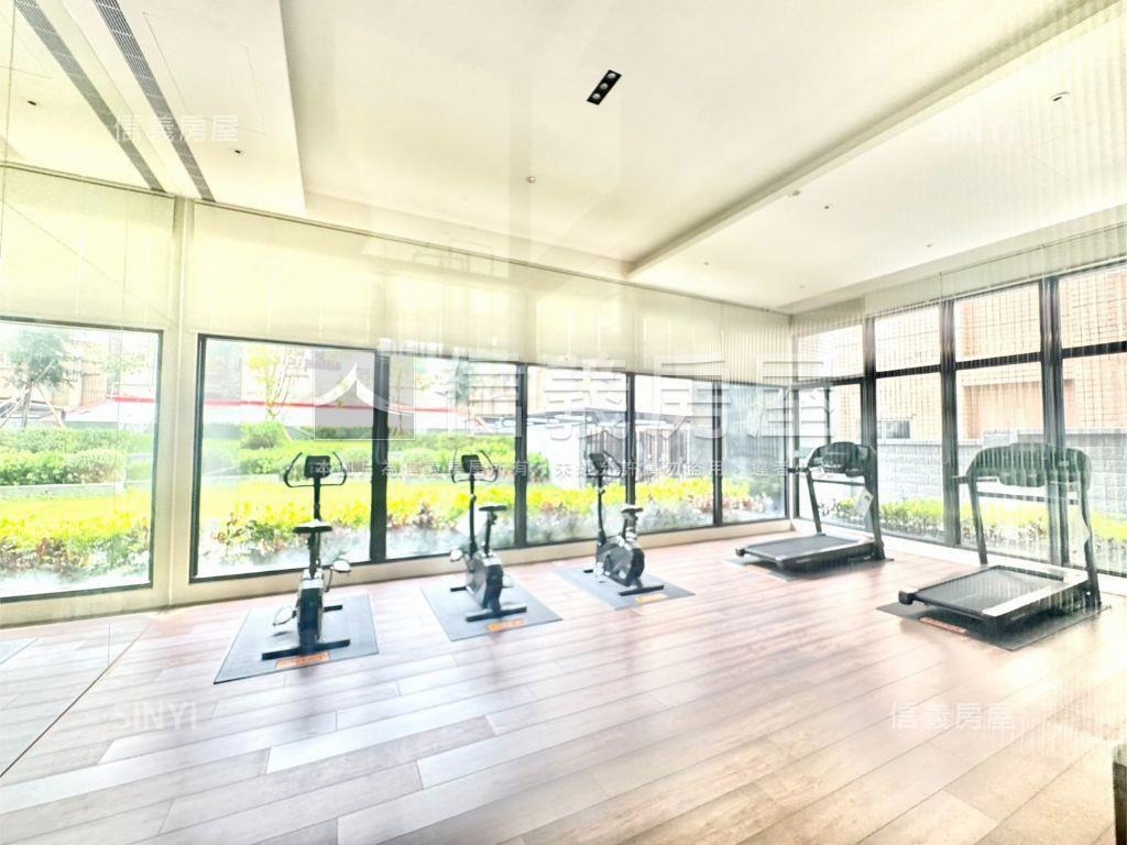 睦上田質感裝潢三房平車房屋室內格局與周邊環境