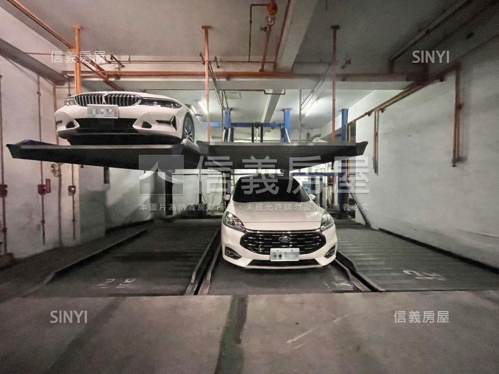 巨蛋旁成家３房雙車位房屋室內格局與周邊環境