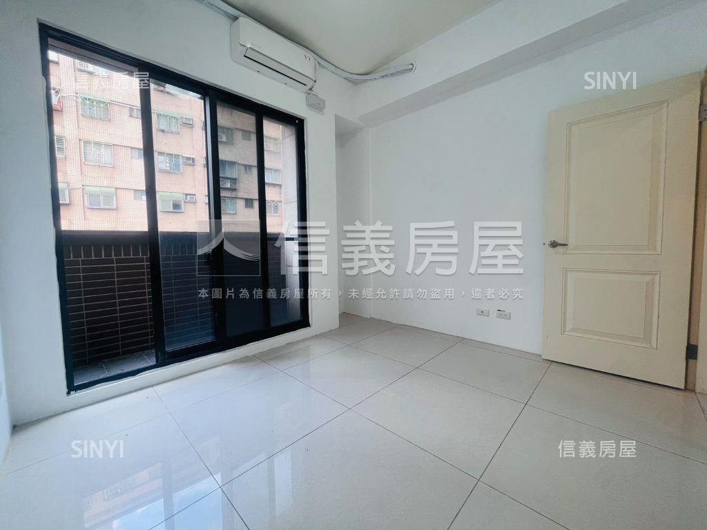 稀有宜雄晶硯兩房房屋室內格局與周邊環境