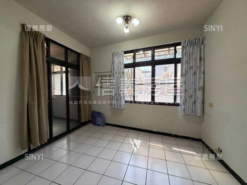 公道五路稀有美透天房屋室內格局與周邊環境