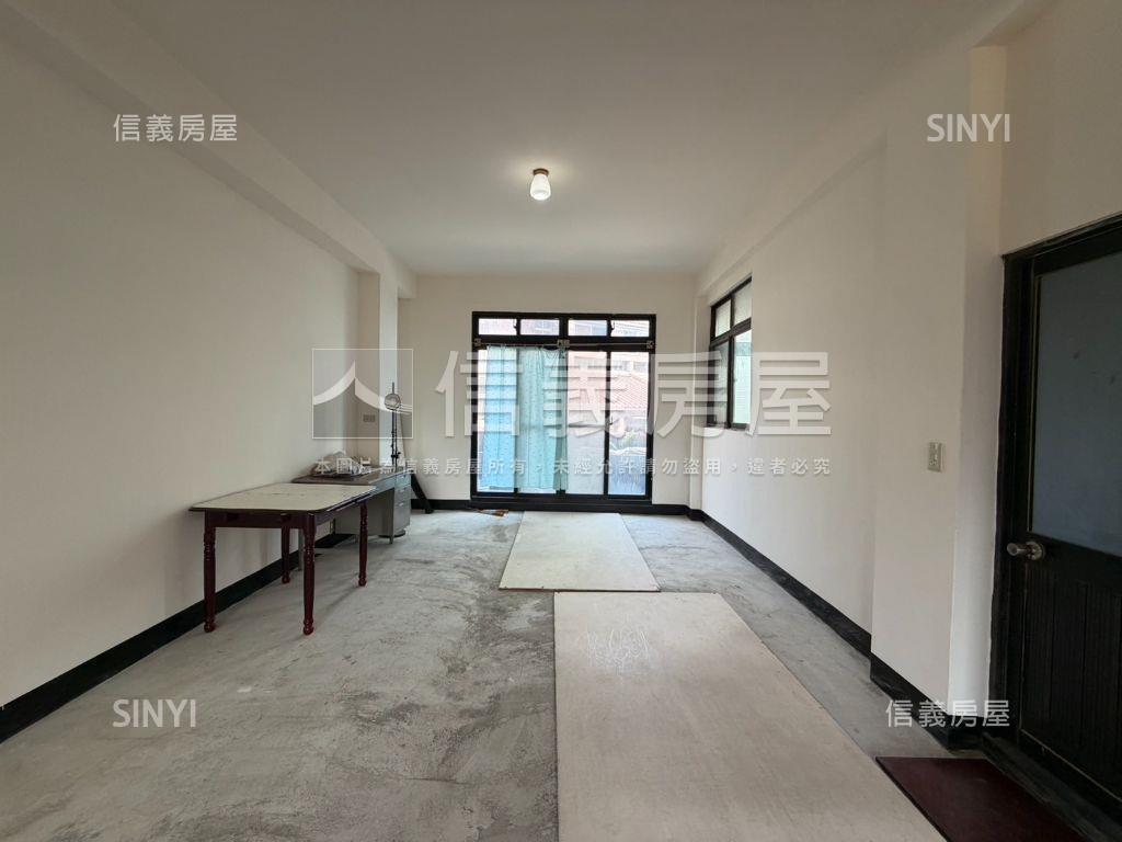 公道五路稀有美透天房屋室內格局與周邊環境