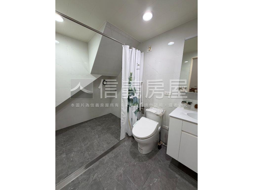 公道五路稀有美透天房屋室內格局與周邊環境