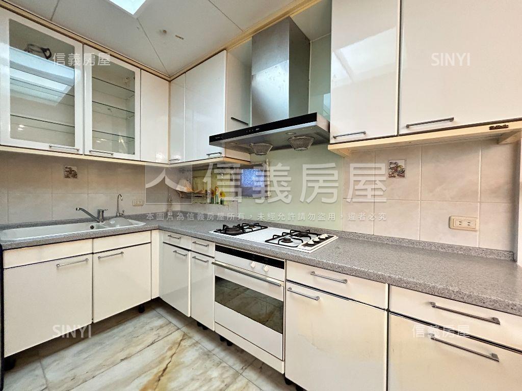 冠德敦南名園精選３房車位房屋室內格局與周邊環境