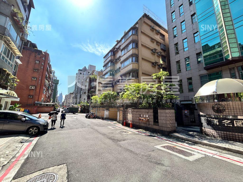 冠德敦南名園精選３房車位房屋室內格局與周邊環境