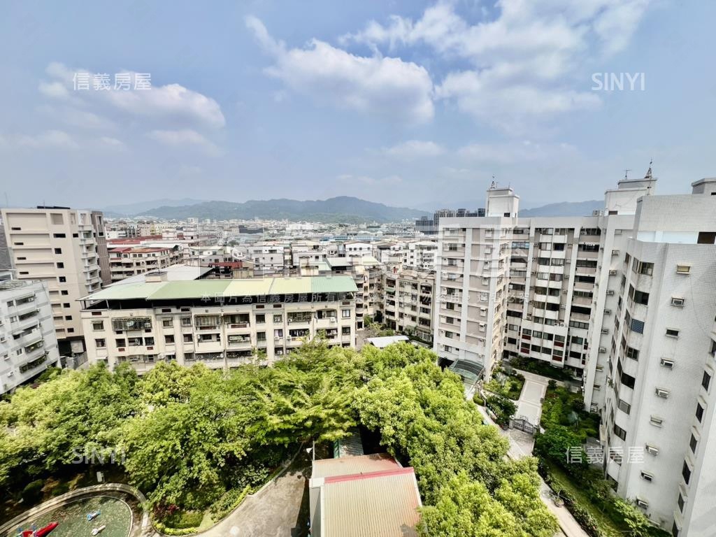 低總價重新裝潢大四房車位房屋室內格局與周邊環境
