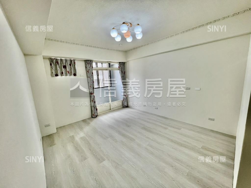 低總價重新裝潢大四房車位房屋室內格局與周邊環境