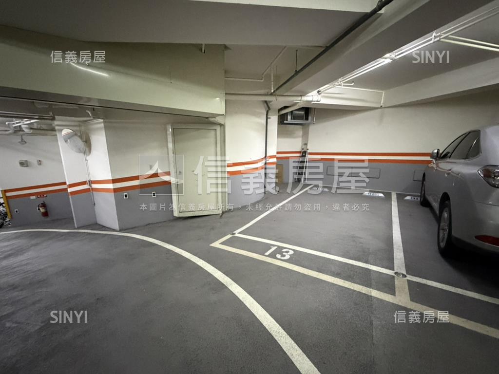 專任＿自在邊間優美平車房屋室內格局與周邊環境