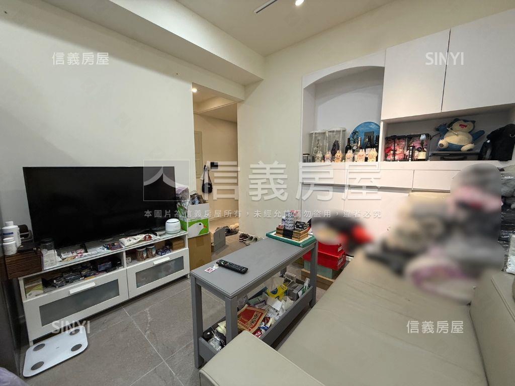 近高鐵日和花園２房車位房屋室內格局與周邊環境