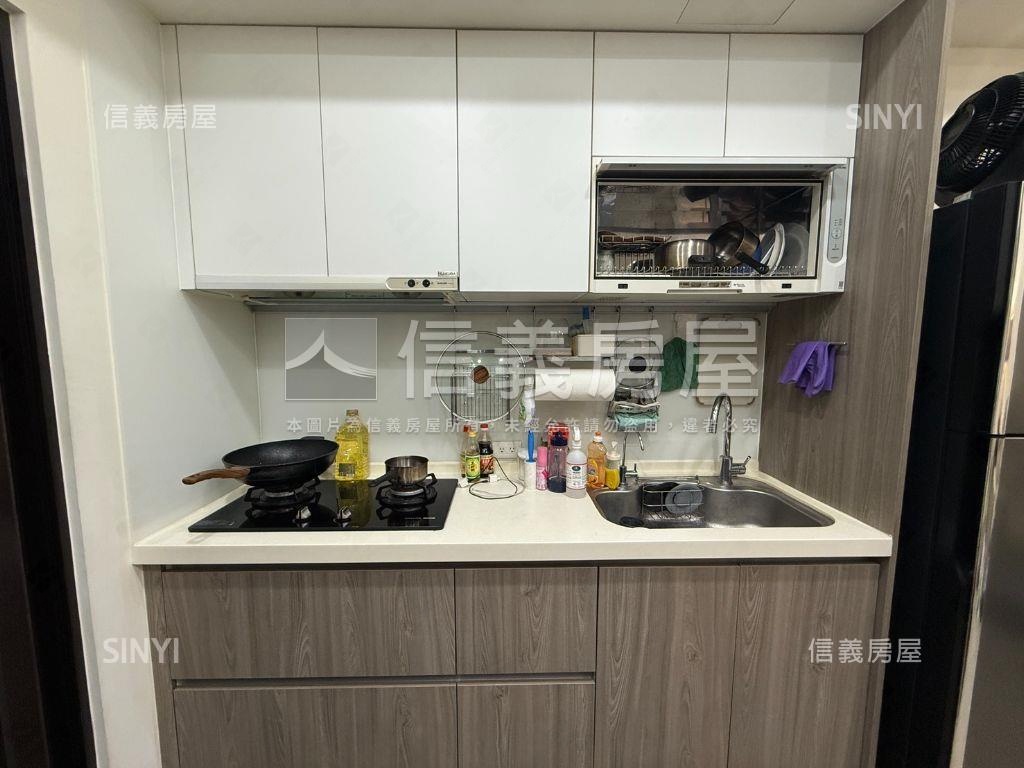 近高鐵日和花園２房車位房屋室內格局與周邊環境