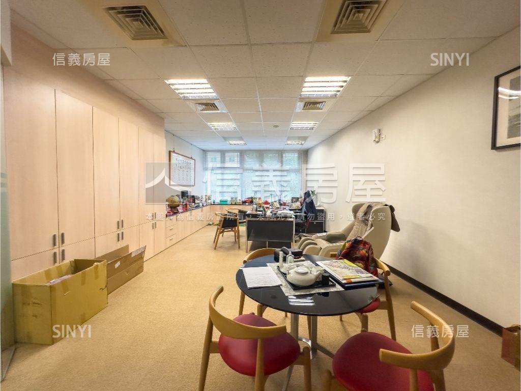 蒙德里安Ａ＋Ｂ房屋室內格局與周邊環境
