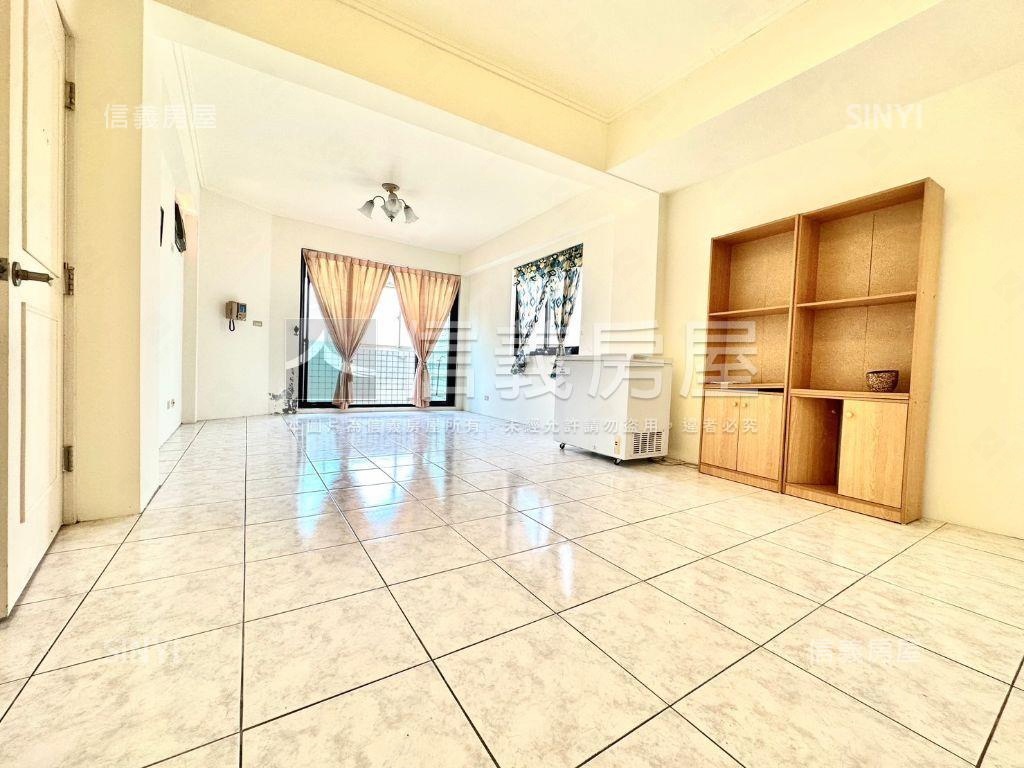 連綿山景觀長青透天房屋室內格局與周邊環境