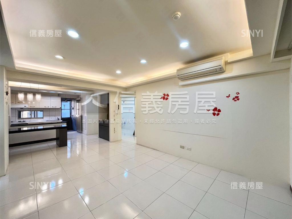 寶璽皇冠４房雙車位房屋室內格局與周邊環境