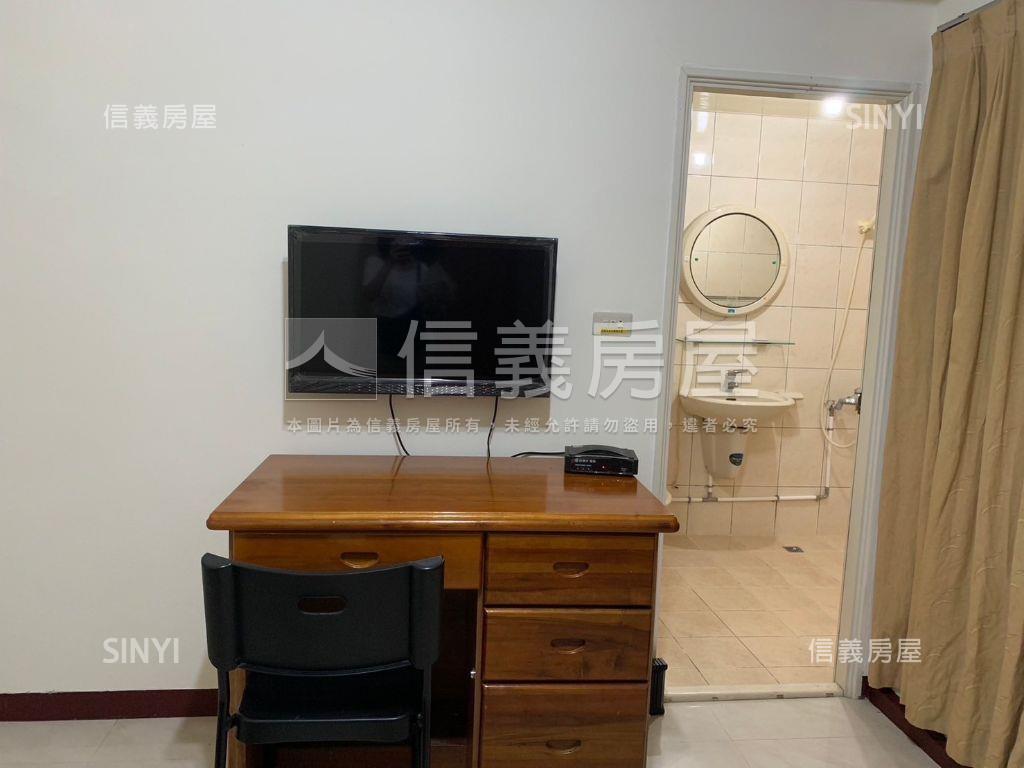 淡江大學旁的電梯華廈五套房屋室內格局與周邊環境