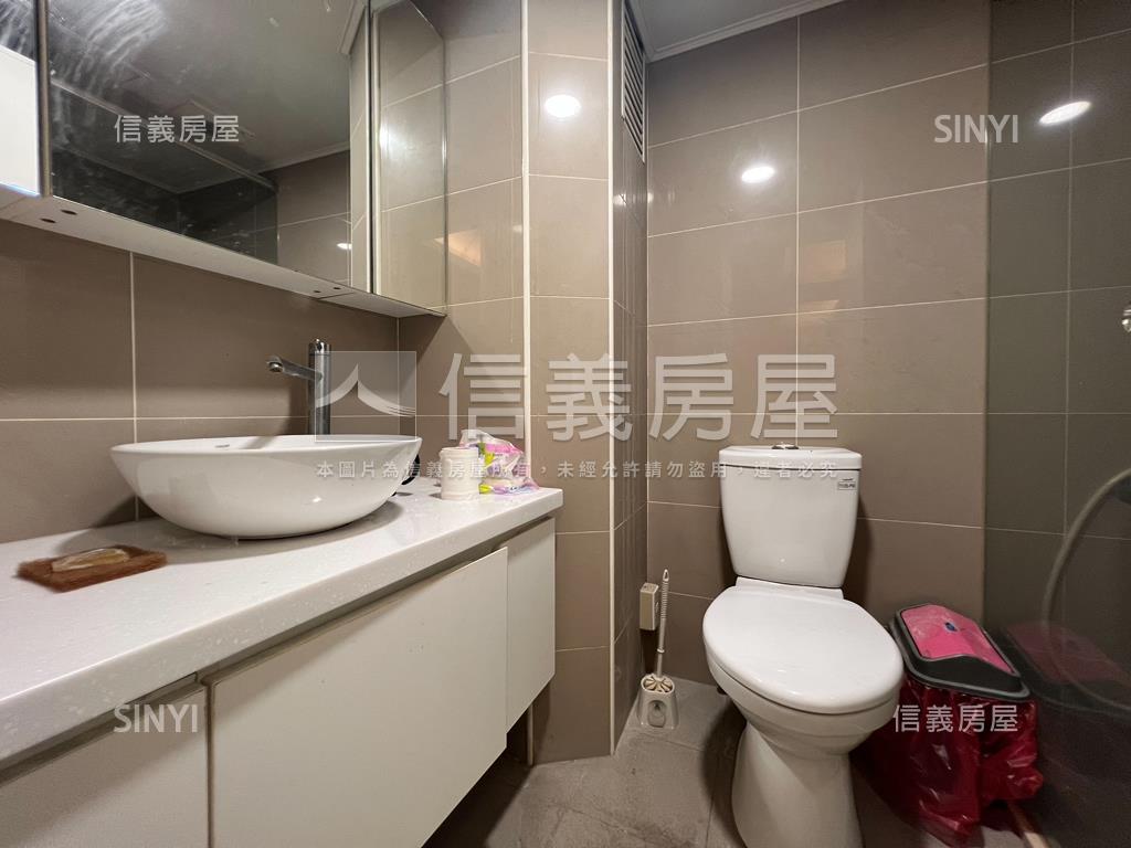 近火車站美三房房屋室內格局與周邊環境