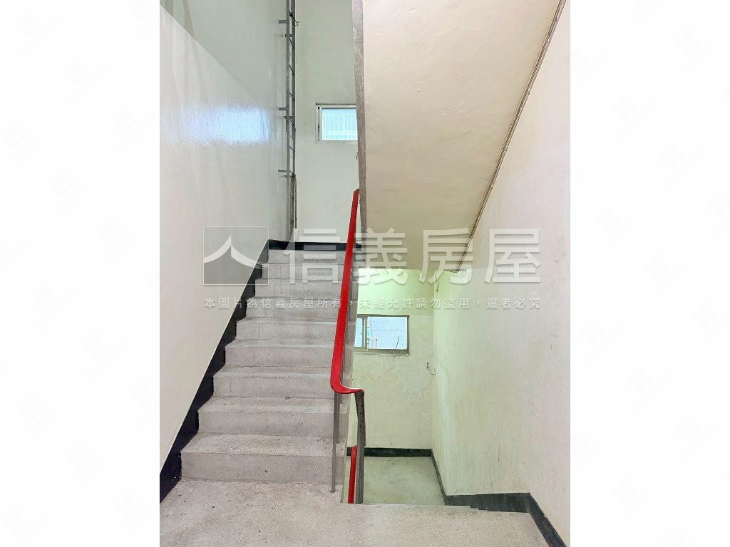 榮星花園清幽方正公寓三樓房屋室內格局與周邊環境