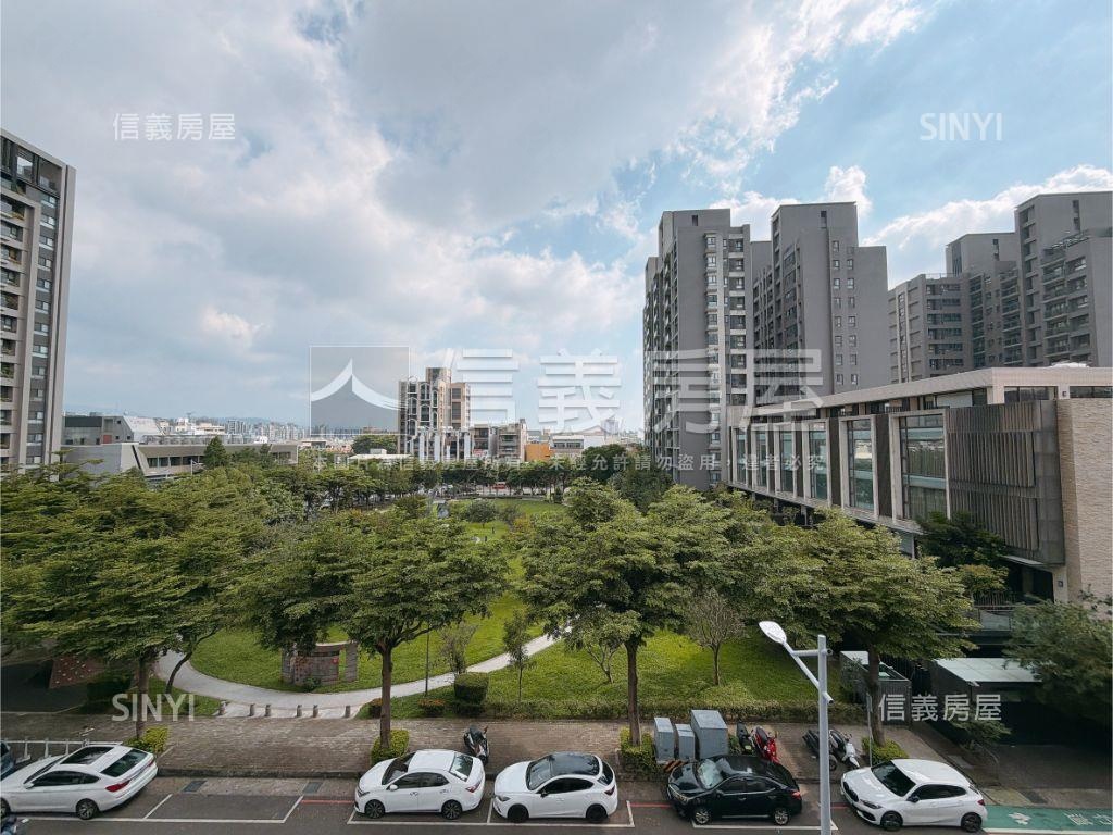 朝南面公園臨路精裝美別墅房屋室內格局與周邊環境
