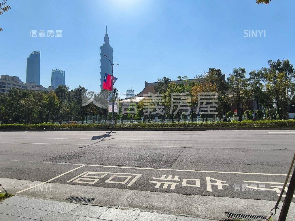 信義精萃松菸２房輕邸房屋室內格局與周邊環境