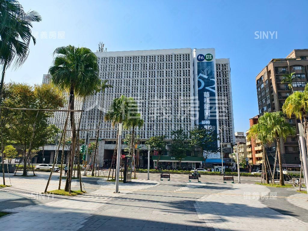 信義精萃松菸２房輕邸房屋室內格局與周邊環境