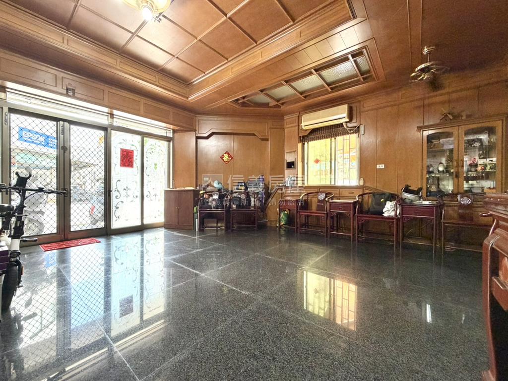 近好市多角窗面寬優質透天房屋室內格局與周邊環境