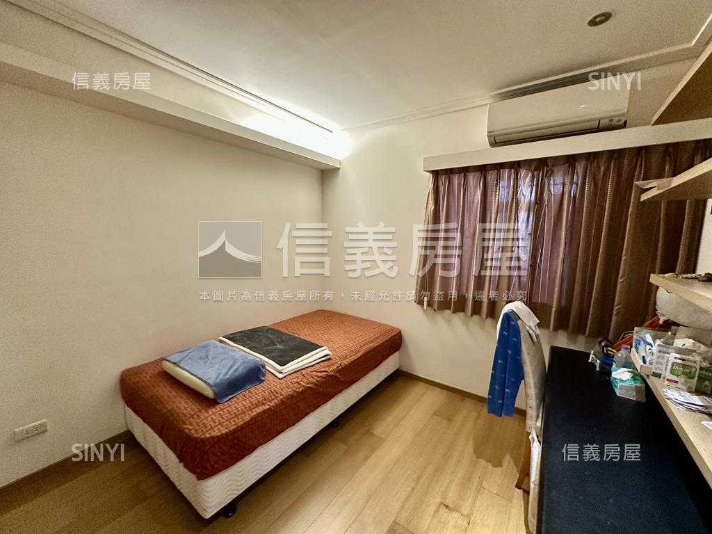 天母新城電梯邊間五房房屋室內格局與周邊環境