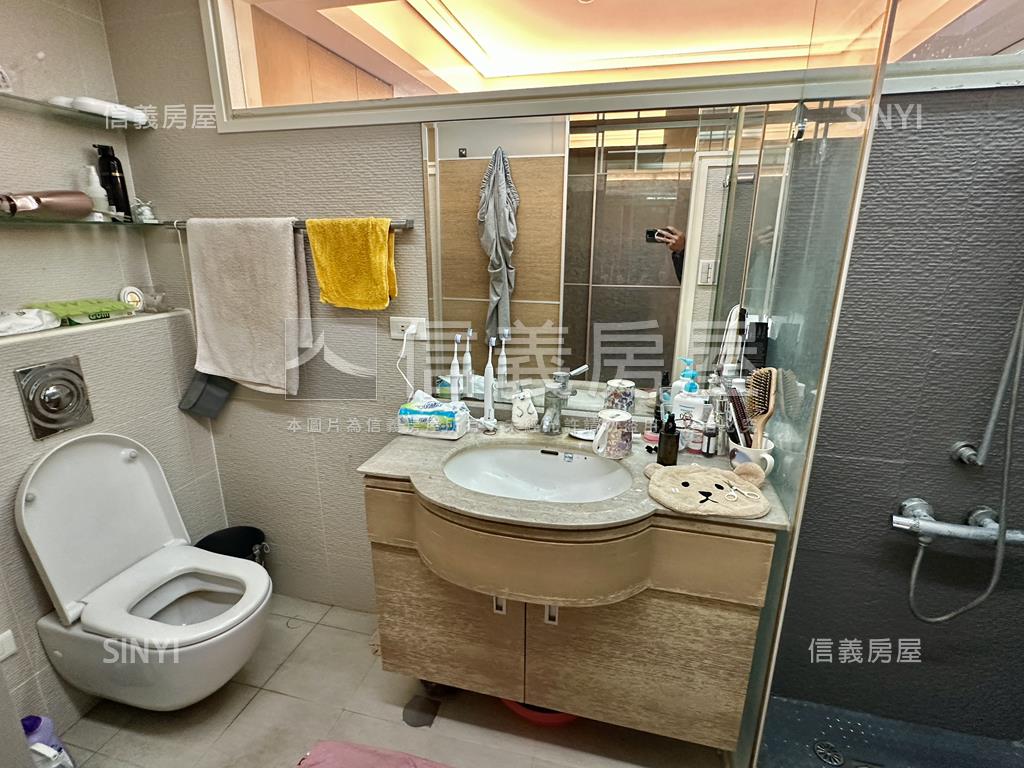 天母新城電梯邊間五房房屋室內格局與周邊環境