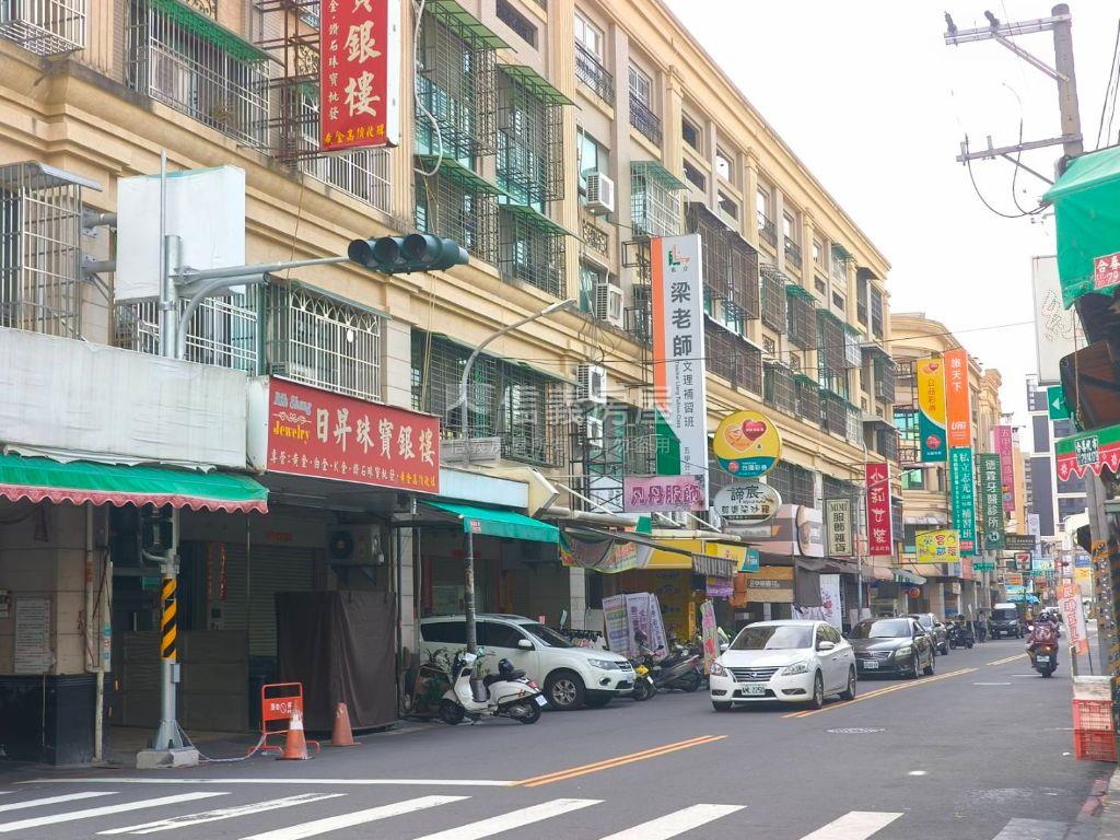 五甲商圈好成家美透房屋室內格局與周邊環境