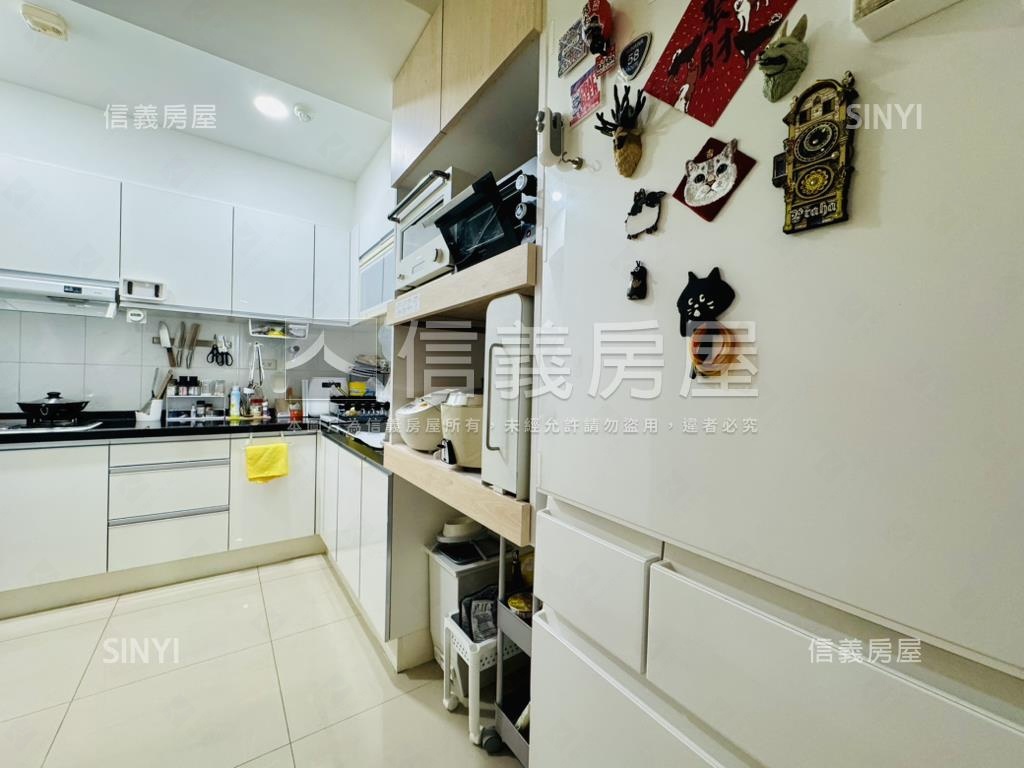 專永信沐林美裝潢３房平車房屋室內格局與周邊環境