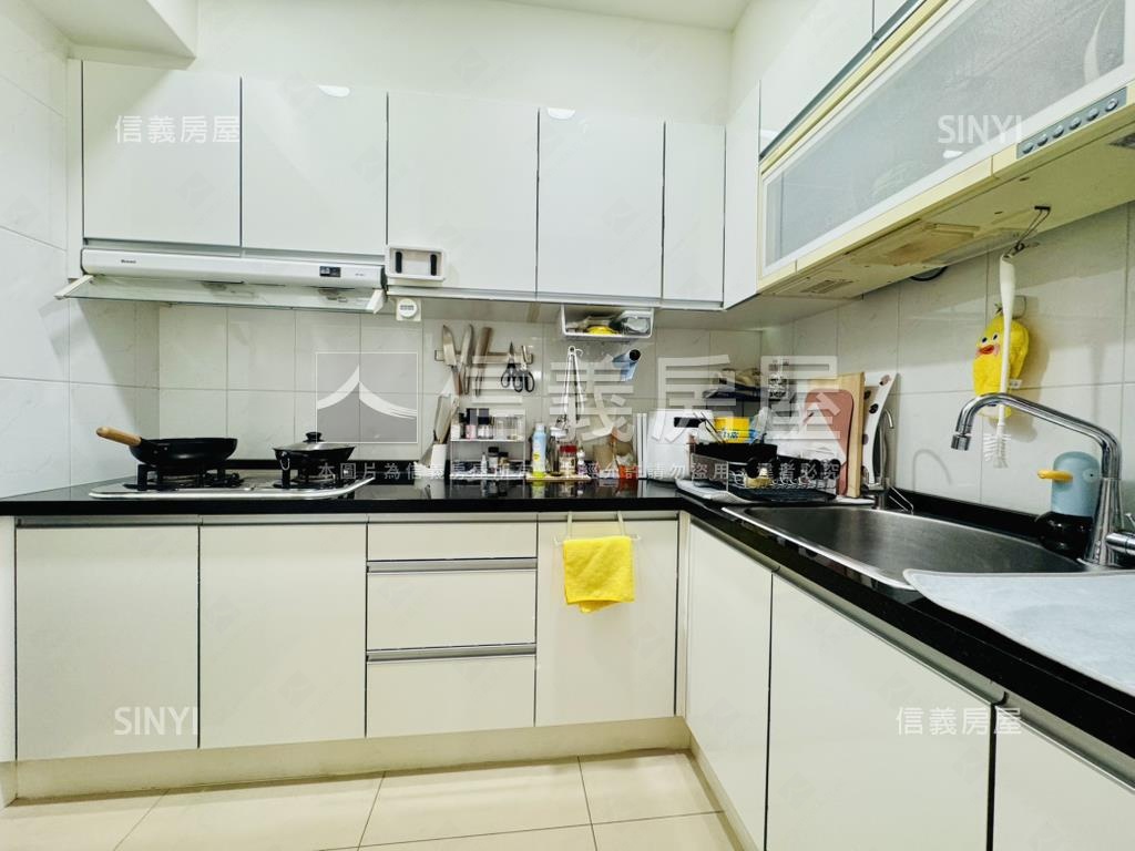 專永信沐林美裝潢３房平車房屋室內格局與周邊環境