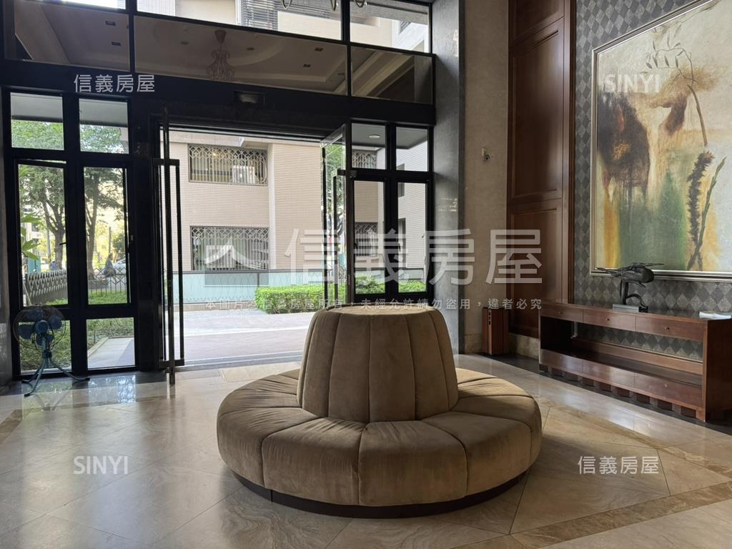 專永信沐林美裝潢３房平車房屋室內格局與周邊環境