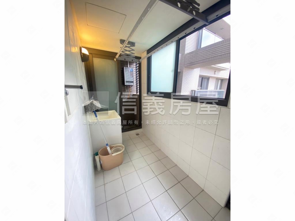 惠宇新觀次頂樓高樓視野戶房屋室內格局與周邊環境